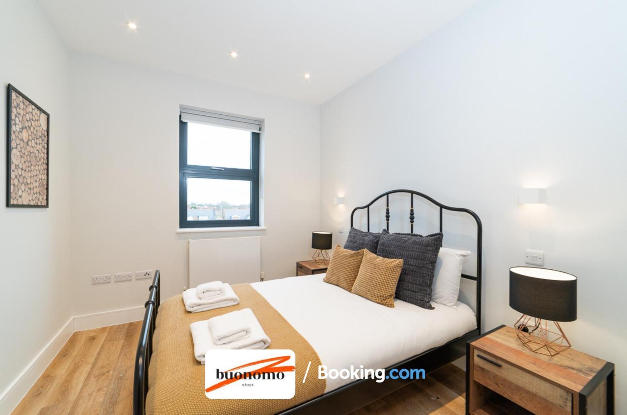 Two Bedroom Apartment At Buonomo Stays Short Lets & Serviced Accommodation Close To Wimbledon Tennis Courts London Exterior foto