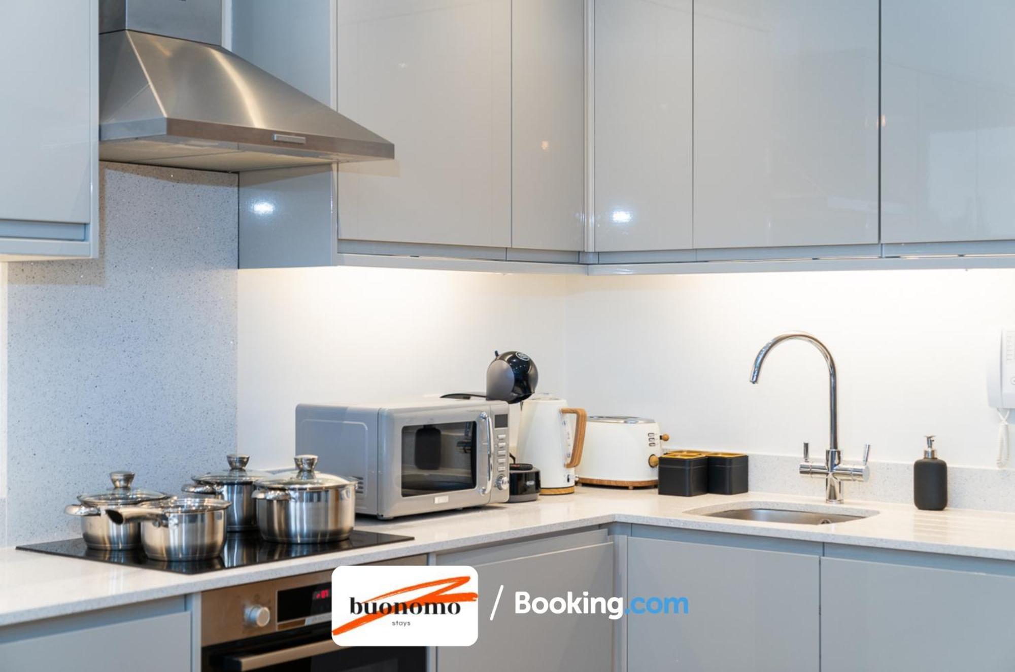 Two Bedroom Apartment At Buonomo Stays Short Lets & Serviced Accommodation Close To Wimbledon Tennis Courts London Exterior foto